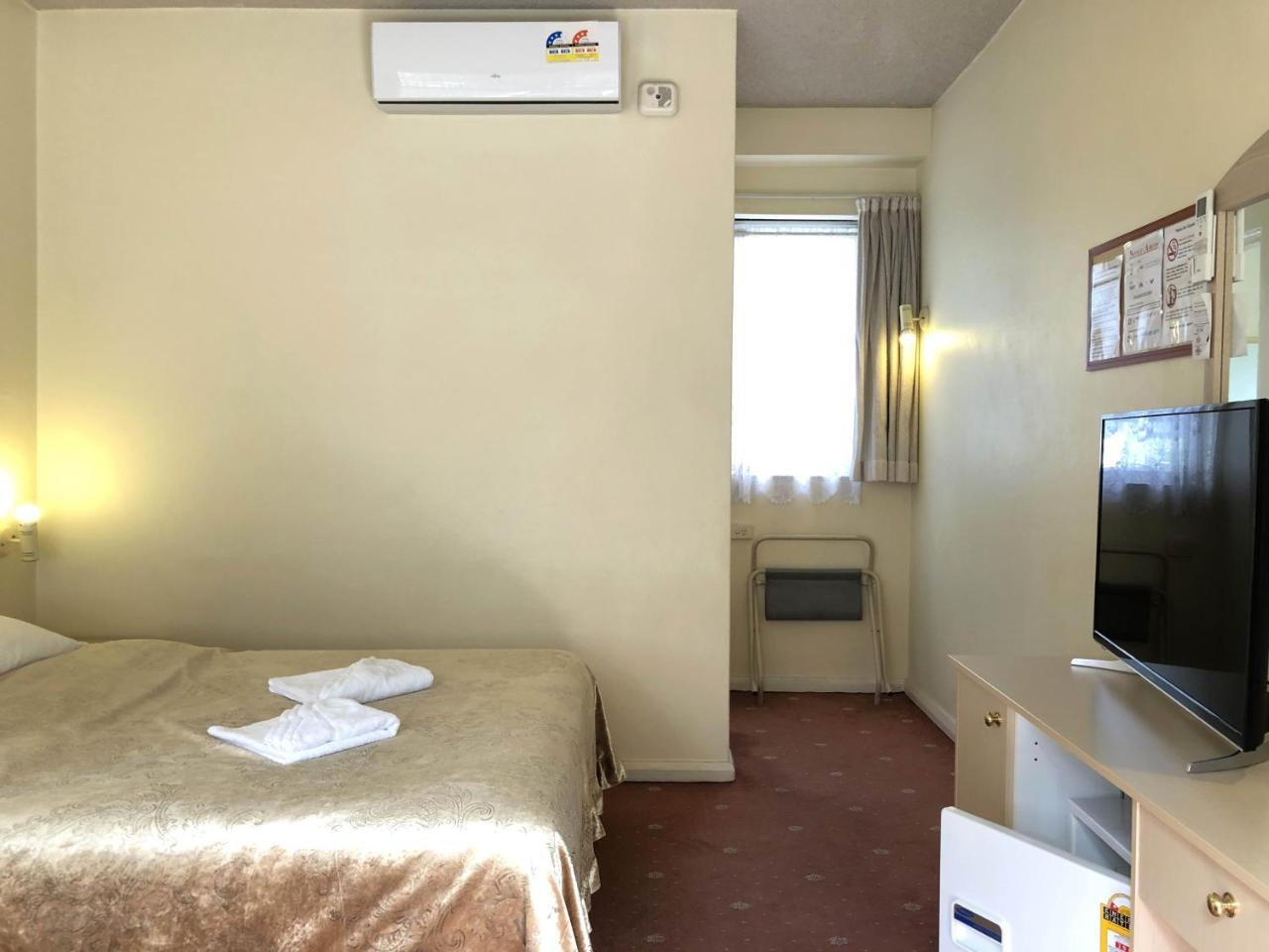 The Clarendon Motel Катумба Экстерьер фото