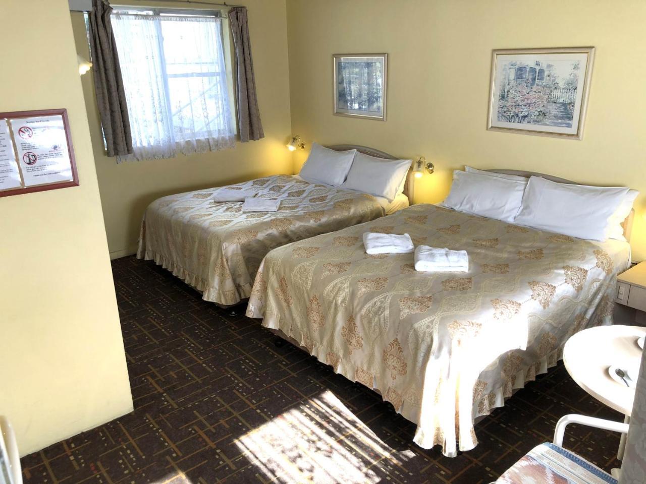 The Clarendon Motel Катумба Экстерьер фото